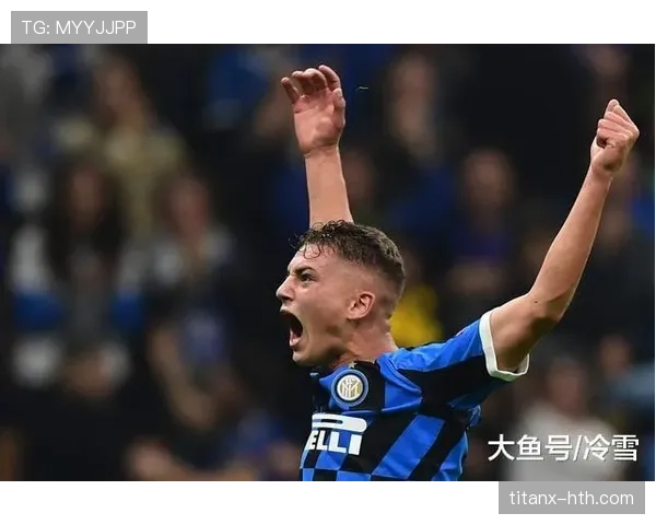 贝肯鲍尔卓越传球视野推动现代足球战术革新 贝肯鲍尔卓越传球视野推动现代足球战术革新