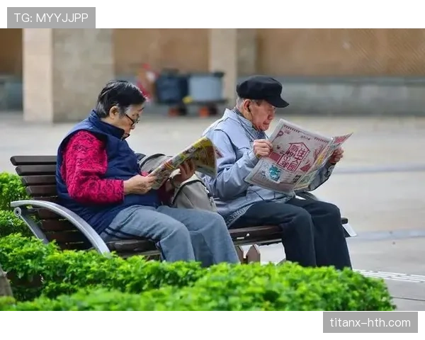 徐灿站街头像邻家小弟，手腕一露就让人想问这钱哪来的
